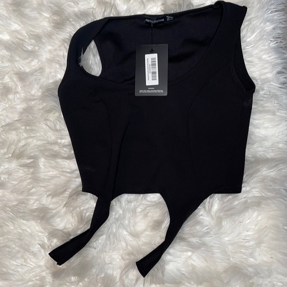 Crop top! - Picture 2 of 2